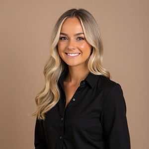 Meet your Posher, Lauren